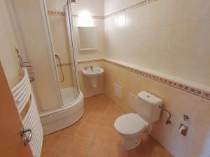 Pronájem bytu 2+kk, Praha - Vysočany, Pod Harfou, 50 m2