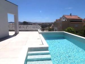 Prodej rodinného domu, Vodice, 198 m2