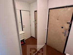 Pronájem bytu 2+1, Praha - Černý Most, Bratří Venclíků, 43 m2
