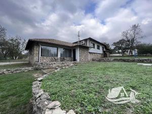 Prodej rodinného domu, Varna, Bulharsko, 300 m2