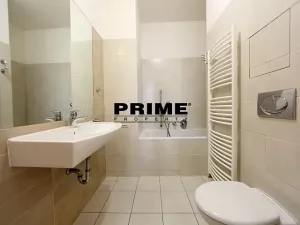 Pronájem kanceláře, Praha - Smíchov, Štefánikova, 129 m2