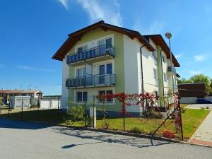 Pronájem bytu 1+kk, Trhové Sviny, Za Pilou, 40 m2