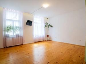 Prodej komerční nemovitosti, Hostinné, Náměstí, 508 m2