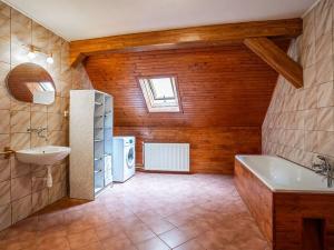 Prodej komerční nemovitosti, Hostinné, Náměstí, 508 m2