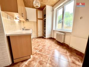 Prodej bytu 3+1, Adamov, Komenského, 63 m2