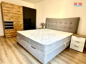 Pronájem bytu 3+kk, Praha, Škrábkových, 84 m2