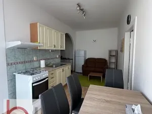 Pronájem bytu 2+kk, České Budějovice, Čechova, 58 m2