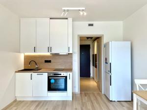 Pronájem bytu 1+kk, Praha - Třebonice, U Radosti, 28 m2