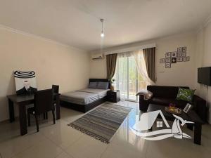 Prodej bytu 1+kk, Trikomo, Kypr, 37 m2