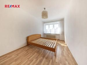 Pronájem bytu 3+1, Praha - Podolí, Jeremenkova, 80 m2