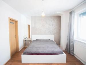 Prodej bytu 2+kk, Praha - Modřany, Pískařská, 55 m2