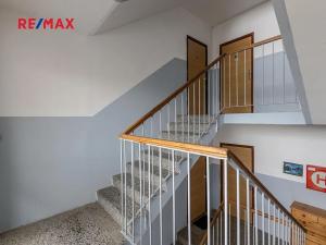 Prodej bytu 4+1, Chodová Planá, sídliště Lučina, 80 m2