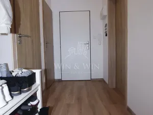 Pronájem bytu 2+kk, Milovice, Slepá, 54 m2