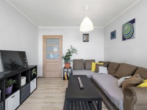 Prodej bytu 3+kk, Praha - Kobylisy, Třeboradická, 68 m2