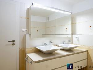 Prodej atypického bytu, Praha - Hrdlořezy, Nad Smetankou, 131 m2