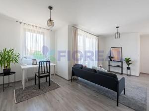 Prodej bytu 2+kk, Horoměřice, T. G. Masaryka, 60 m2