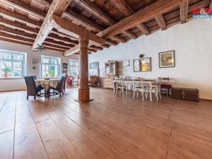Prodej rodinného domu, Broumov, Mírové náměstí, 534 m2
