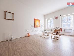 Prodej rodinného domu, Broumov, Mírové náměstí, 534 m2