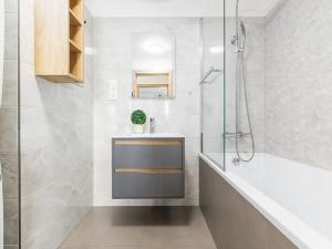 Prodej bytu 3+kk, České Budějovice, Rožnovská, 75 m2