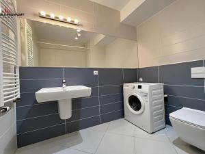 Pronájem bytu 1+kk, Praha - Střížkov, Makedonská, 42 m2