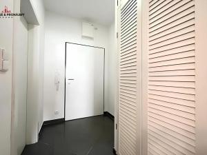 Pronájem bytu 1+kk, Praha - Střížkov, Makedonská, 42 m2