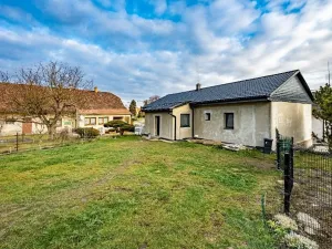 Prodej rodinného domu, Černíkovice, 144 m2