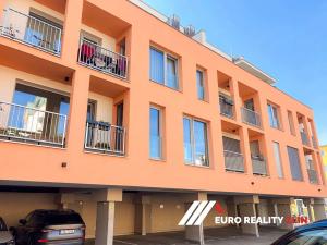 Pronájem bytu 1+kk, Zlín, Sadová, 43 m2