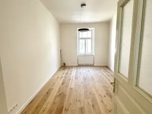 Prodej bytu 1+1, Praha - Smíchov, Holečkova, 36 m2