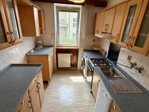 Pronájem kanceláře, Plzeň, Na Výsluní, 170 m2
