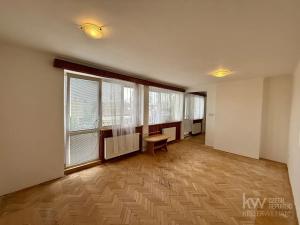 Pronájem kanceláře, Plzeň, Na Výsluní, 170 m2