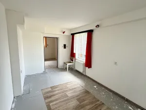 Pronájem kanceláře, Plzeň, Na Výsluní, 170 m2