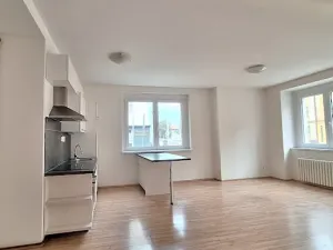 Pronájem bytu 2+kk, Praha - Strašnice, Černokostelecká, 68 m2