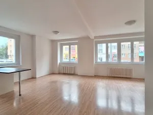 Pronájem bytu 2+kk, Praha - Strašnice, Černokostelecká, 68 m2