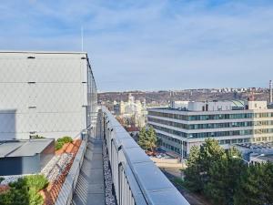 Pronájem kanceláře, Praha - Holešovice, Veletržní, 375 m2