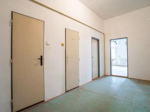 Prodej komerční nemovitosti, Hostinné, Poštovní, 438 m2
