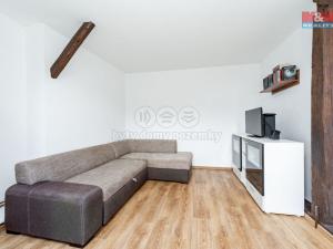 Prodej činžovního domu, Studená, nám. Sv. J. Nepomuckého, 229 m2