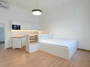 Pronájem bytu 1+kk, Brno, Poštovská, 32 m2