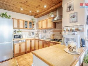Prodej rodinného domu, Nový Bor - Arnultovice, Rumburských hrdinů, 240 m2