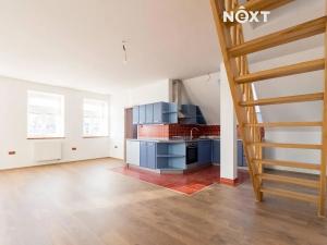 Pronájem atypického bytu, Jilemnice, Masarykovo náměstí, 66 m2