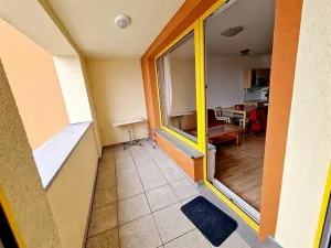 Pronájem bytu 2+kk, Praha - Vokovice, Půlkruhová, 52 m2