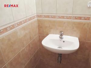 Pronájem bytu 3+1, Praha - Smíchov, U Klikovky, 93 m2
