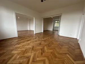 Pronájem bytu 4+1, Praha - Dejvice, Na Šťáhlavce, 115 m2