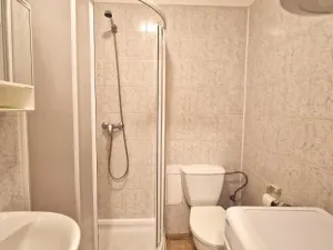 Pronájem bytu 1+kk, Praha - Smíchov, Grafická, 22 m2