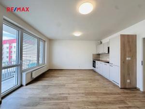 Pronájem bytu 3+kk, Praha - Černý Most, Dobrovolného, 64 m2