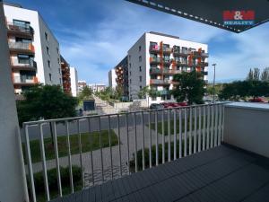 Pronájem bytu 3+kk, Praha - Vysočany, Strnadových, 87 m2