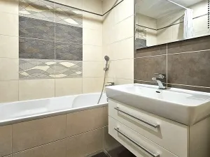 Pronájem bytu 3+1, Přelouč, náměstí 17. listopadu, 81 m2