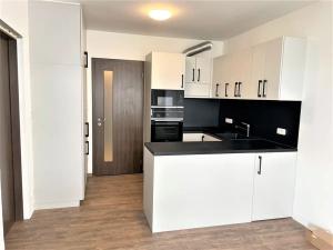 Pronájem bytu 2+kk, Praha - Dolní Měcholupy, Františka Jansy, 55 m2