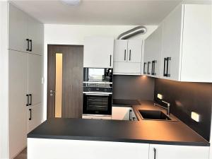 Pronájem bytu 2+kk, Praha - Dolní Měcholupy, Františka Jansy, 55 m2