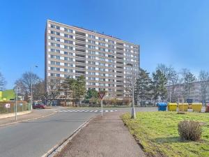 Pronájem bytu 2+kk, Hradec Králové, Veverkova, 35 m2