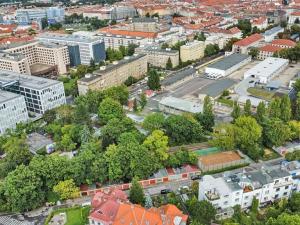 Prodej garáže, Praha - Střešovice, Buštěhradská, 16 m2
